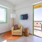 Plioni With Private Pool & With Hot Tub Villa