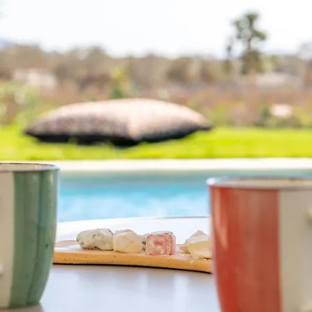 Βίλα Plioni With Private Pool & With Hot Tub *