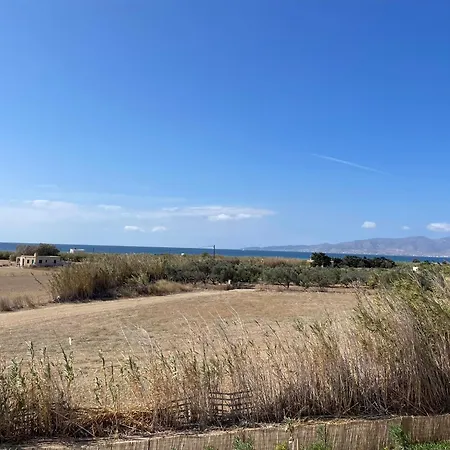 Plioni & Villa Mikri Vigla