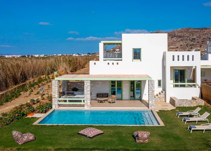 Plioni With Private Pool & With Hot Tub * מיקרי ויגלה