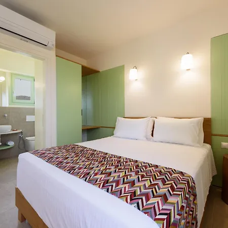 Plioni With Private Pool & With Hot Tub Villa *