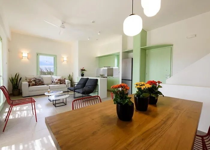 Plioni With Private Pool & With Hot Tub *