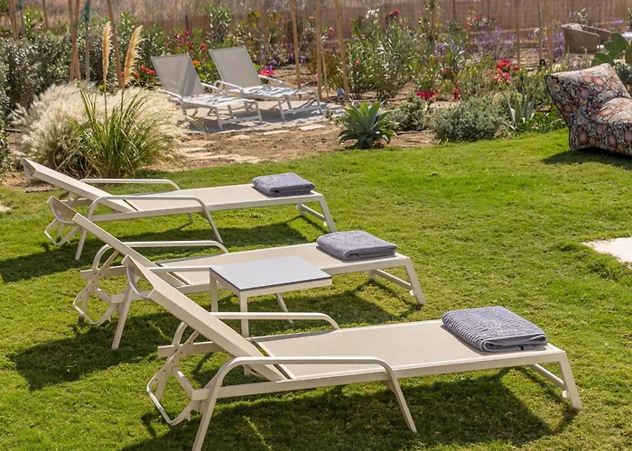 Plioni With Private Pool & With Hot Tub *