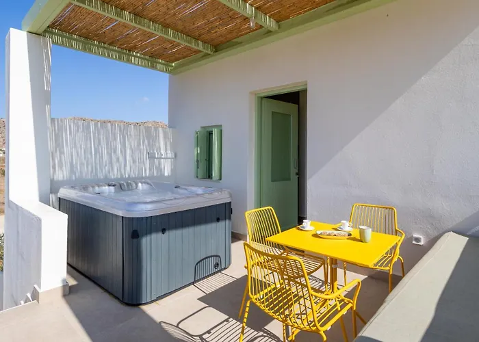 Plioni With Private Pool & With Hot Tub 别墅